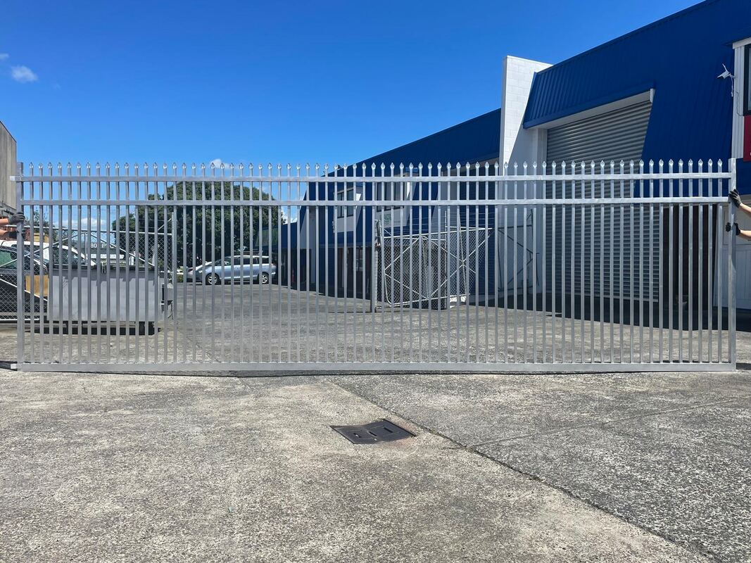 10.Sliding Gates